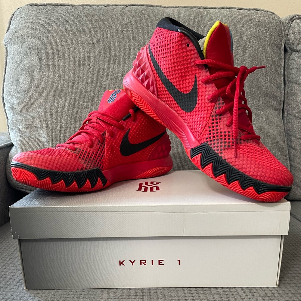 Nike Kyrie 1 sz 9.5 worn few x only